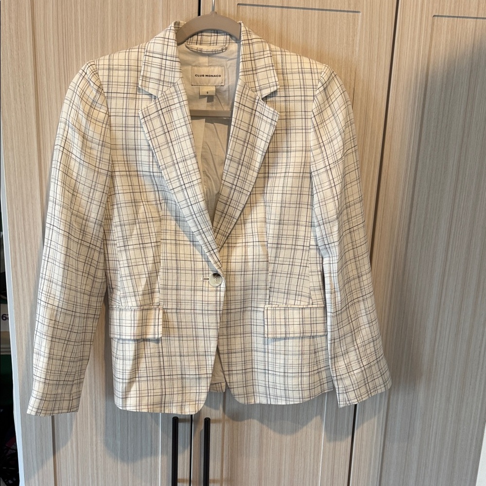 Club Monaco Cream Plaid Single-Button Blazer with Blue Windowpane